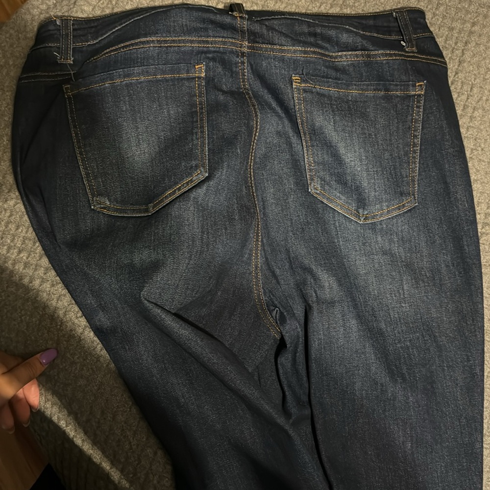 Jeans - Picture 2 of 2